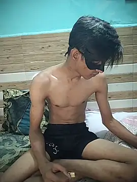 xoupleaura online show from 03-29-26, 07:25