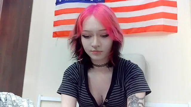 Shine Luna online show from 02-20-26, 09:59