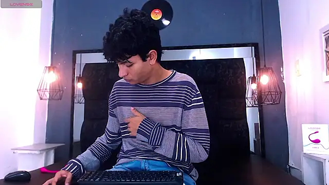 Snapshot of Joseph_Gonzalez chatting on 03-15-26, 12:00 Joseph Gonzalez online show from 03-15-26, 12:00