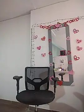 Snapshot of sharon_G chatting on 02-01-26, 05:22 sharon G online show from 02-01-26, 05:22