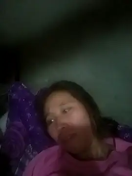 Snapshot of jikey- chatting on 01-12-26, 04:34 jikey- online show from 01-12-26, 04:34