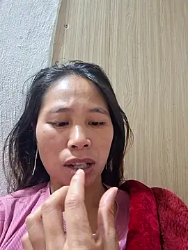 Snapshot of jikey- chatting on 02-19-26, 11:45 jikey- online show from 02-19-26, 11:45