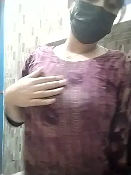 Snapshot of nosrat014 chatting on 01-10-26, 07:32 nosrat014 online show from 01-10-26, 07:32