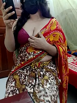 Snapshot of nosrat014 chatting on 02-17-26, 05:19 nosrat014 online show from 02-17-26, 05:19