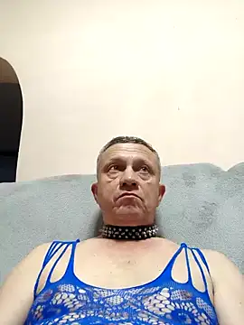 Snapshot of Sashabikros chatting on 04-08-26, 12:38 Sashabikros online show from 04-08-26, 12:38