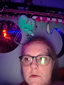 MidnightSeducerxh online show from 03-17-26, 11:57