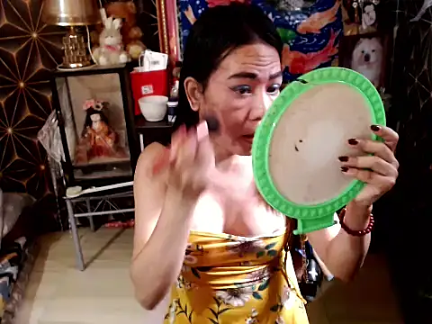 Snapshot of SadisticQueenTS chatting on 03-08-26, 04:05 SadisticQueenTS online show from 03-08-26, 04:05