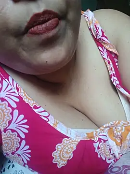 Snapshot of peu8 chatting on 06-17-26, 06:38 peu8 online show from 06-17-26, 06:38