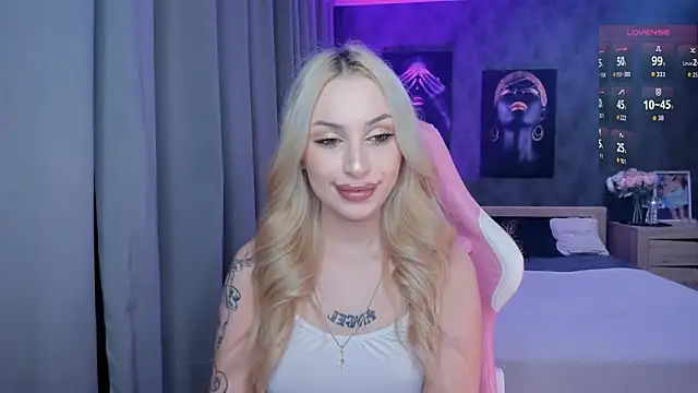 Snapshot of LanaMiracle chatting on 02-03-26, 04:10 LanaMiracle online show from 02-03-26, 04:10