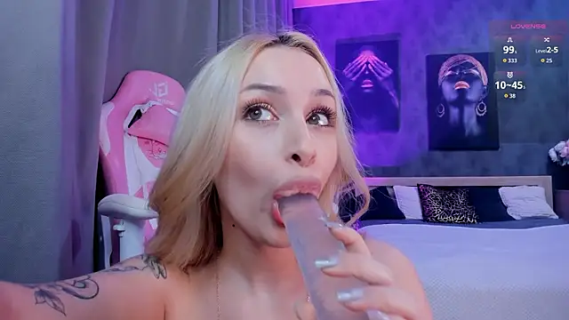 Snapshot of LanaMiracle chatting on 02-03-26, 06:40 LanaMiracle online show from 02-03-26, 06:40