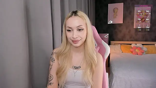 Snapshot of LanaMiracle chatting on 03-02-26, 05:08 LanaMiracle online show from 03-02-26, 05:08