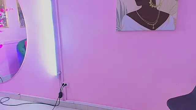 Snapshot of bella_moonlight_cr chatting on 01-08-26, 03:31 bella moonlight cr online show from 01-08-26, 03:31