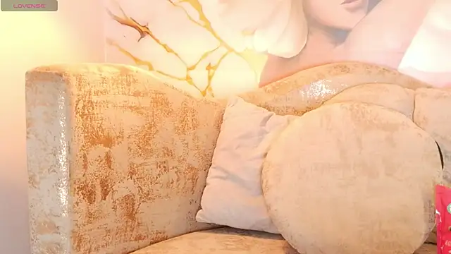 bella moonlight cr online show from 07-12-26, 03:30