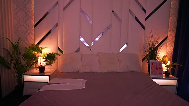 Snapshot of MollyyMayy chatting on 01-12-26, 09:14 MollyyMayy online show from 01-12-26, 09:14