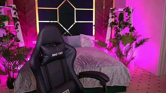 Snapshot of MollyyMayy chatting on 01-19-26, 03:16 MollyyMayy online show from 01-19-26, 03:16