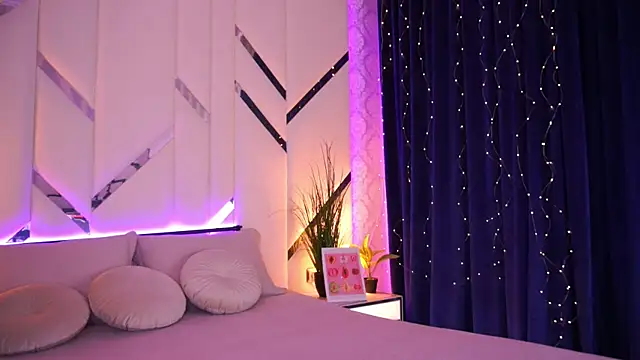 Snapshot of MollyyMayy chatting on 02-28-26, 03:13 MollyyMayy online show from 02-28-26, 03:13