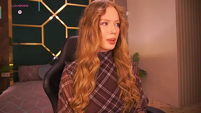 MollyyMayy online show from 03-25-26, 04:13