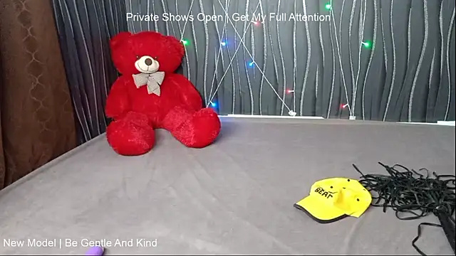 Snapshot of khushigoesnaughty0 chatting on 02-09-26, 07:34 khushigoesnaughty0 online show from 02-09-26, 07:34