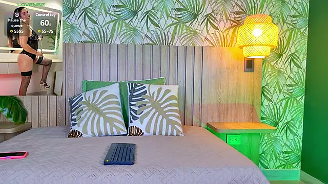 Snapshot of Sunny_River chatting on 03-04-26, 01:28 Sunny River online show from 03-04-26, 01:28