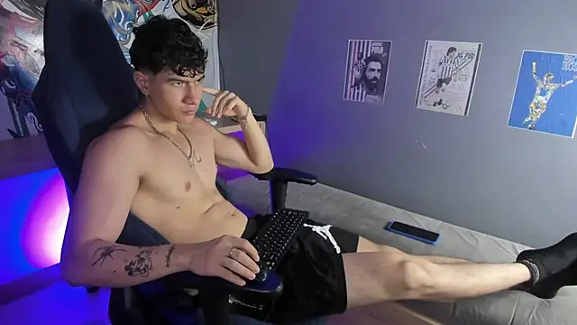 Criss Adams online show from 01-18-26, 01:53