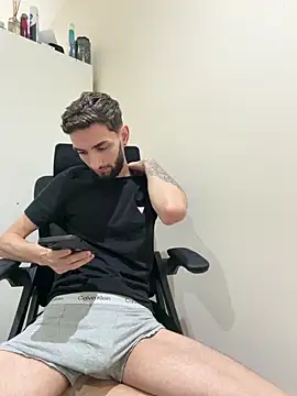 Snapshot of Juliann69Ramiro chatting on 02-26-26, 09:25 Juliann69Ramiro online show from 02-26-26, 09:25