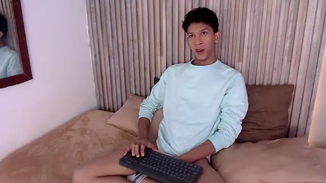 SmoothAlpha  online show from 01-09-26, 02:31