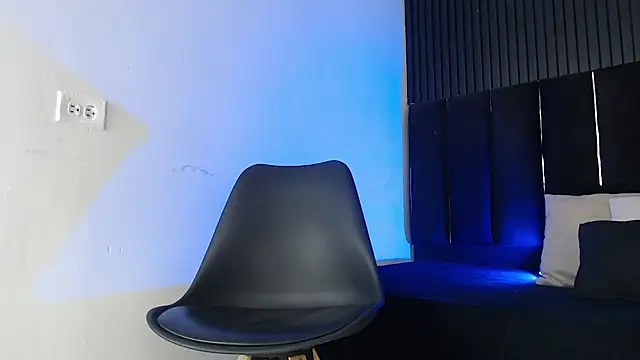 SmoothAlpha  online show from 02-24-26, 02:48