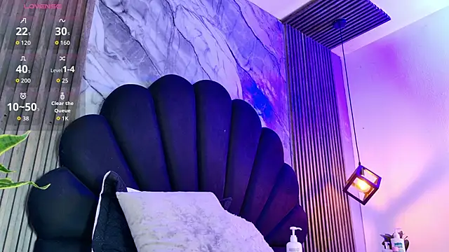 Snapshot of vicky_lopez chatting on 01-12-26, 11:54 vicky lopez online show from 01-12-26, 11:54