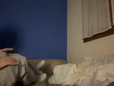 Snapshot of CoquineCharmeuse chatting on 12-16-25, 11:21 CoquineCharmeuse online show from 12-16-25, 11:21