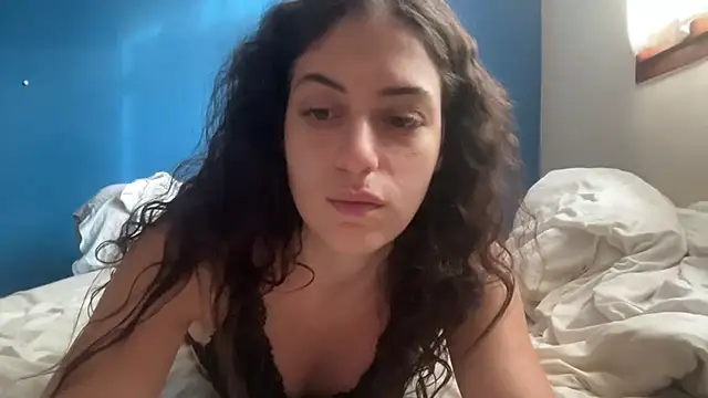 Snapshot of CoquineCharmeuse chatting on 01-09-26, 01:14 CoquineCharmeuse online show from 01-09-26, 01:14