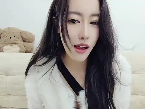 Snapshot of TXMIT chatting on 01-07-26, 11:23 TXMIT online show from 01-07-26, 11:23