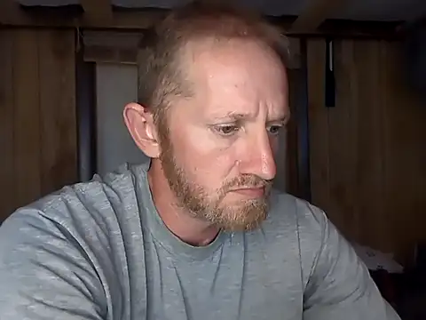 Snapshot of Bharv69 chatting on 12-18-25, 05:46 Bharv69 online show from 12-18-25, 05:46