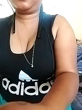 Snapshot of Palkova12 chatting on 02-20-26, 06:26 Palkova12 online show from 02-20-26, 06:26