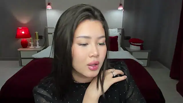 Brunette Charm online show from 05-10-26, 11:48