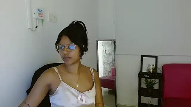 Snapshot of Shawnycarson chatting on 02-04-26, 04:46 Shawnycarson online show from 02-04-26, 04:46