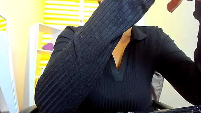 Aziza-New online show from 03-13-26, 08:10