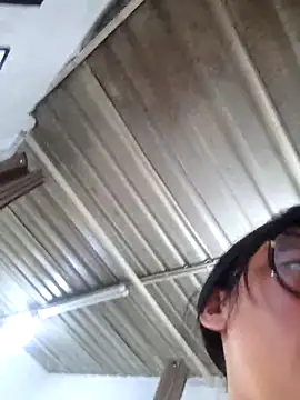 Snapshot of Yelena_77 chatting on 02-11-26, 08:03 Yelena 77 online show from 02-11-26, 08:03