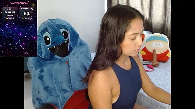 NovahPerotti online show from 03-17-26, 06:44