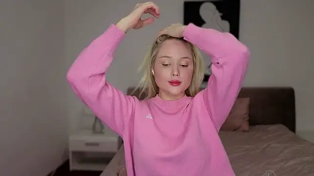 Snapshot of Jessiestar_ chatting on 02-15-26, 07:32 Jessiestar online show from 02-15-26, 07:32