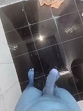 Snapshot of kaspzl chatting on 02-14-26, 10:23 kaspzl online show from 02-14-26, 10:23