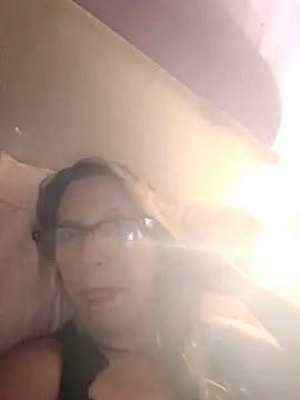 Snapshot of cari75 chatting on 01-17-26, 04:50 cari75 online show from 01-17-26, 04:50