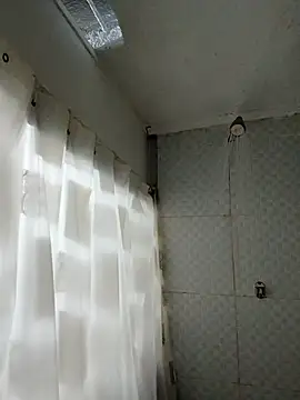 Snapshot of cari75 chatting on 02-03-26, 01:48 cari75 online show from 02-03-26, 01:48