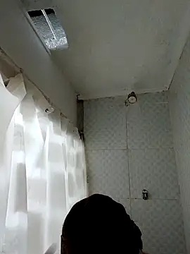 Snapshot of cari75 chatting on 02-10-26, 02:15 cari75 online show from 02-10-26, 02:15