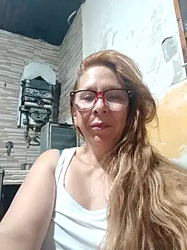 Snapshot of cari75 chatting on 02-13-26, 07:43 cari75 online show from 02-13-26, 07:43