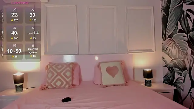 Snapshot of EVANGELIINE_21 chatting on 01-06-26, 06:44 EVANGELIINE 21 online show from 01-06-26, 06:44