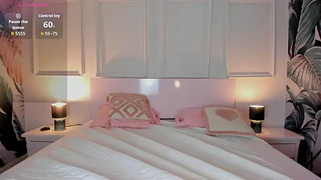 Snapshot of EVANGELIINE_21 chatting on 01-09-26, 07:04 EVANGELIINE 21 online show from 01-09-26, 07:04