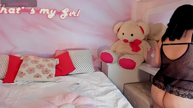 Snapshot of EVANGELIINE_21 chatting on 02-05-26, 06:56 EVANGELIINE 21 online show from 02-05-26, 06:56