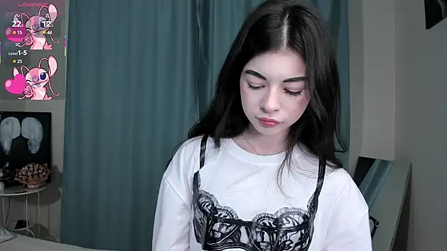 LisaColee online show from 03-02-26, 08:59