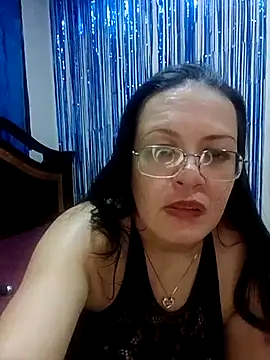 Snapshot of sandygomez chatting on 06-21-26, 06:27 sandygomez online show from 06-21-26, 06:27