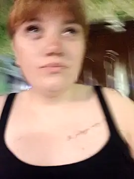 Snapshot of swett_girll chatting on 03-08-26, 10:13 swett girll online show from 03-08-26, 10:13